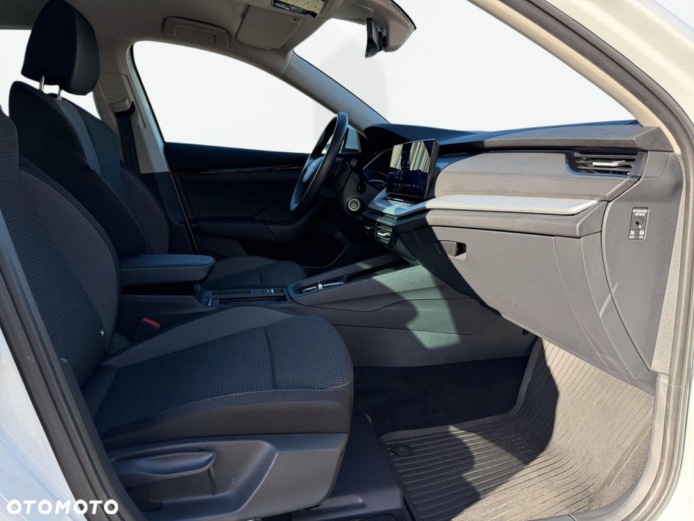 Skoda Octavia 1.5 TSI mHEV Selection DSG - 36
