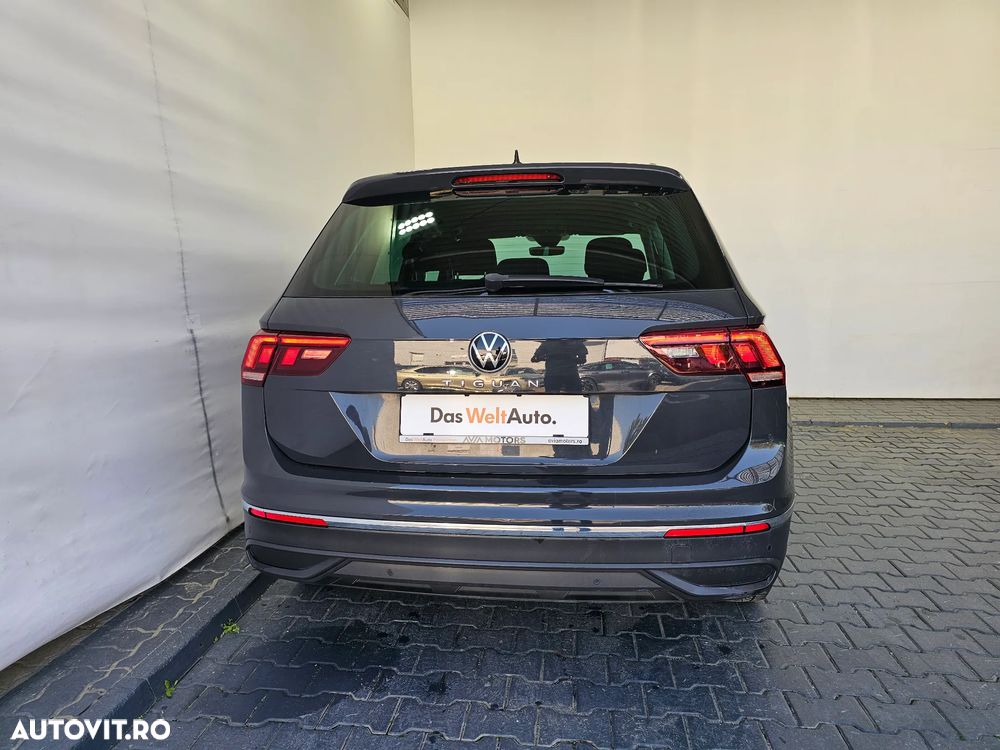 Volkswagen Tiguan 1.5 TSI ACT DSG Life - 23