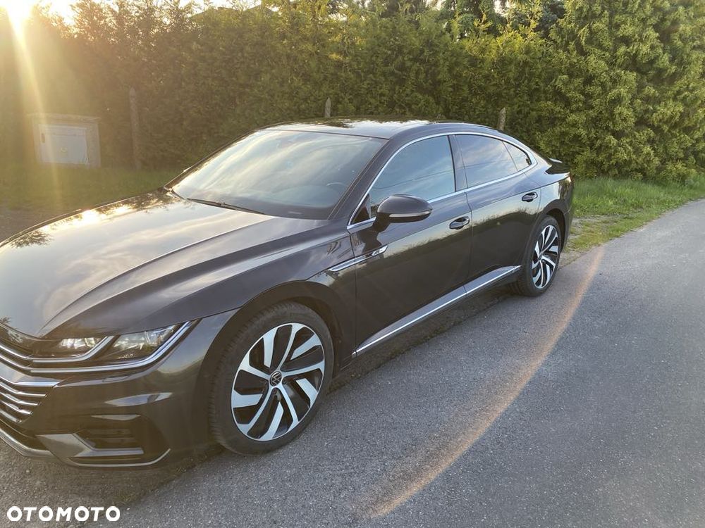 Volkswagen Arteon 2.0 TDI SCR R-Line DSG - 9
