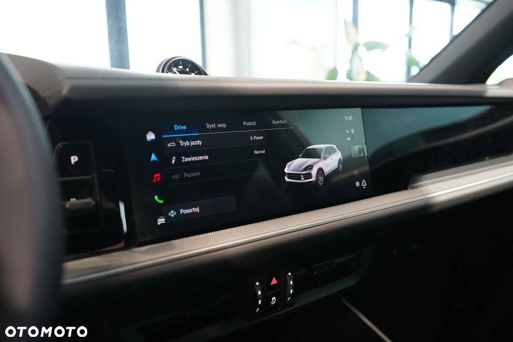 Porsche Cayenne - 18