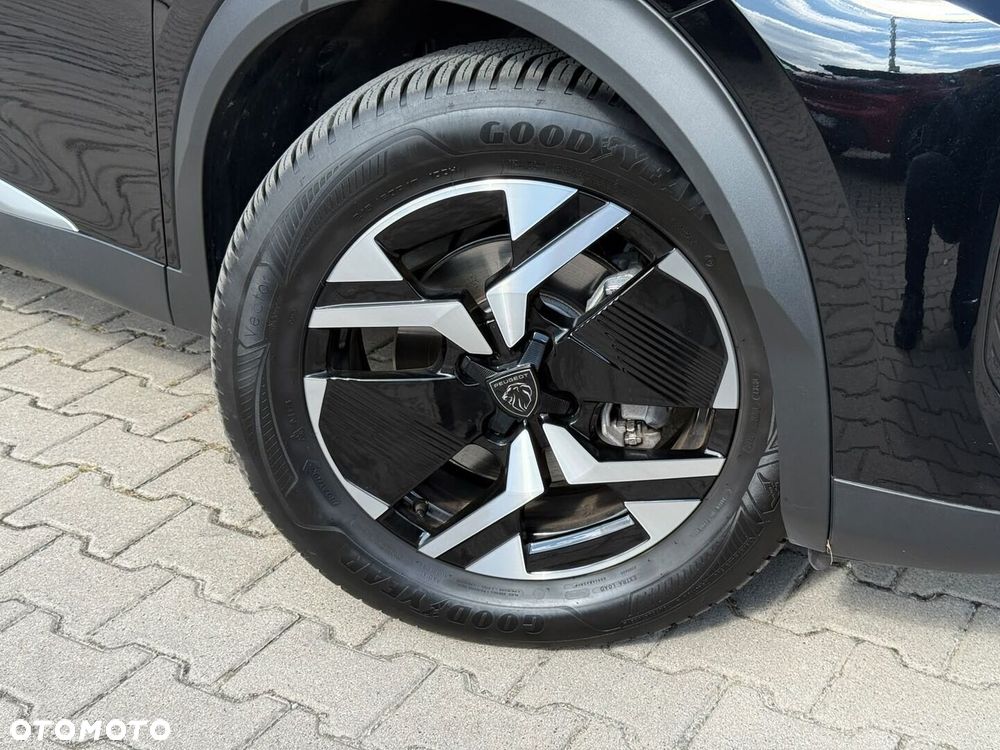 Peugeot 2008 - 9