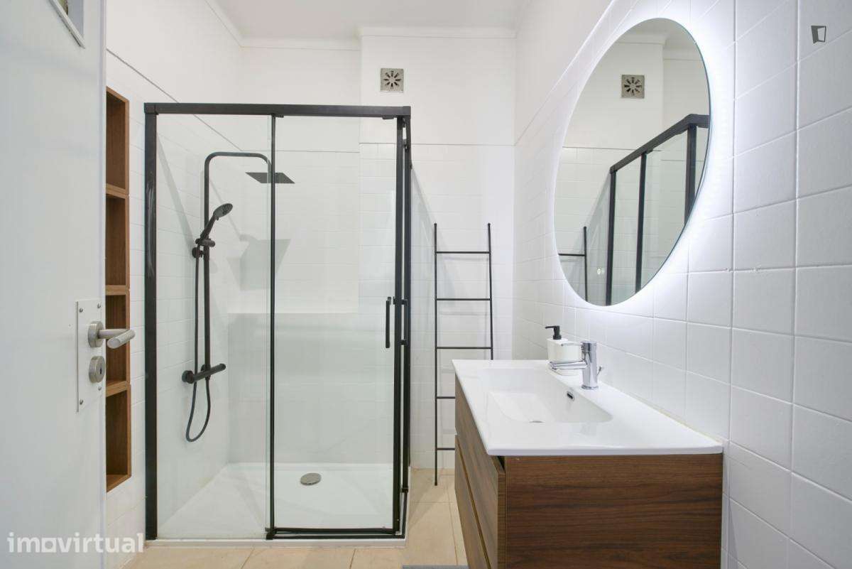 Quarto - localizado em Entrecampos Lisbon - Grande imagem: 2/28