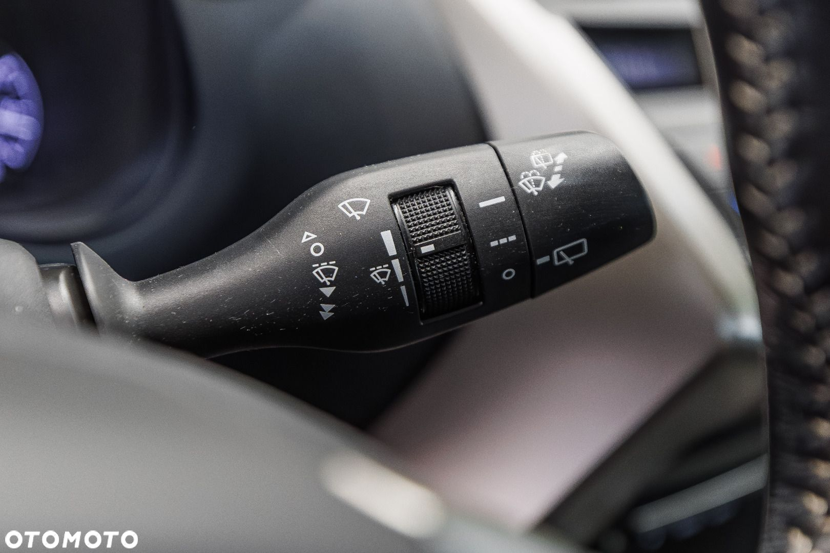 Lexus NX - 16