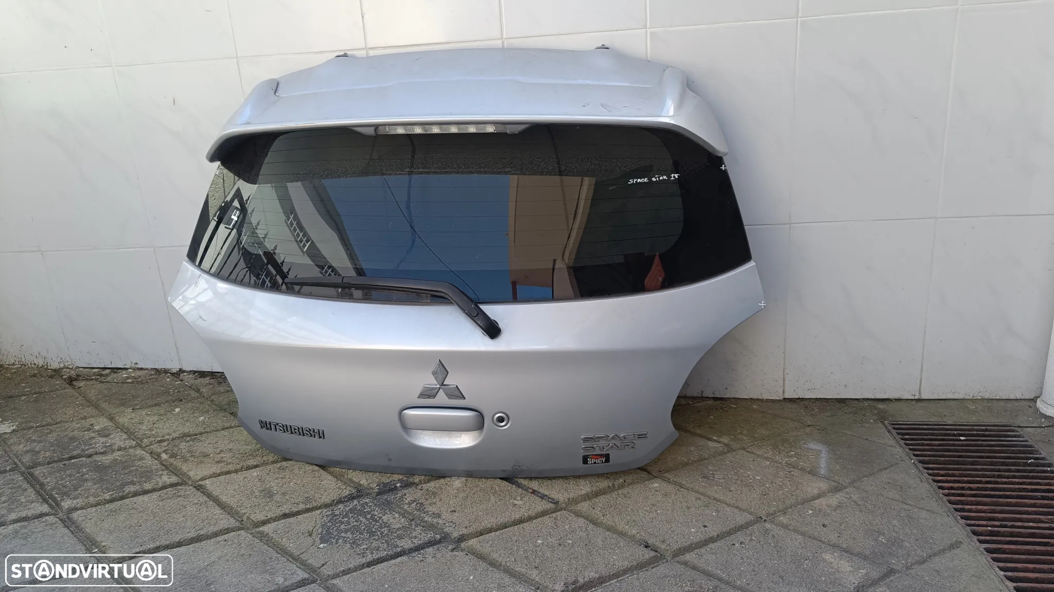 Tampa mala Mitsubishi space star 2019 - 2