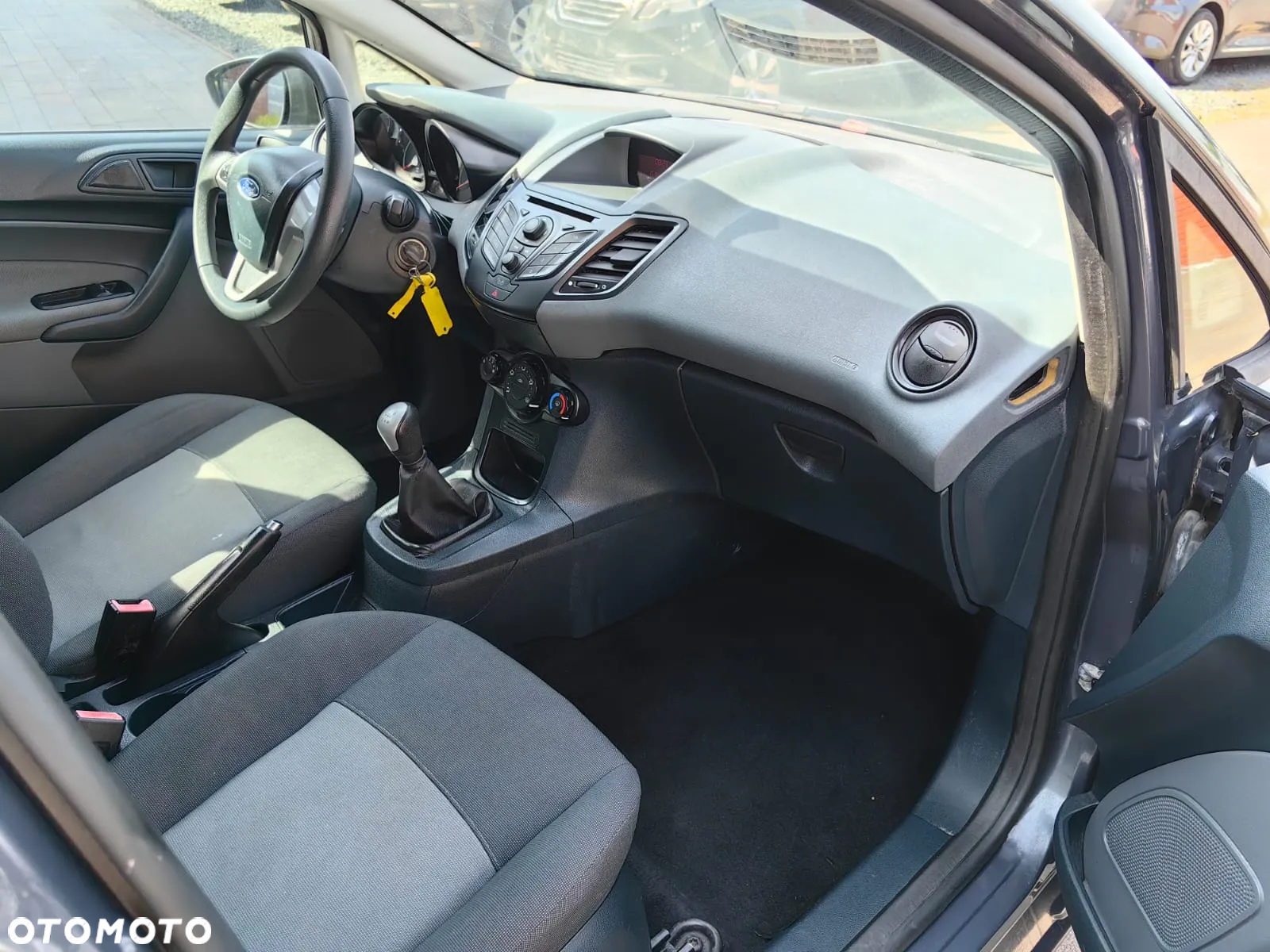 Volkswagen T-Roc 1.6 TDI SCR Style - 27
