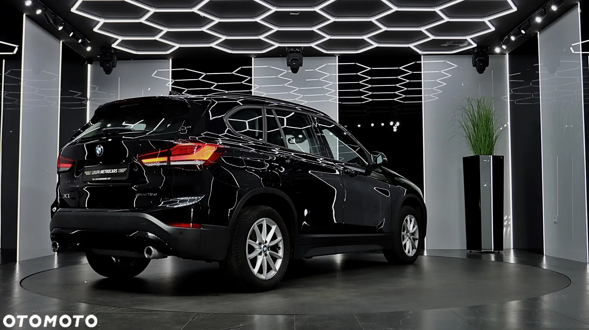 BMW X1 sDrive18d Business Edition - 8