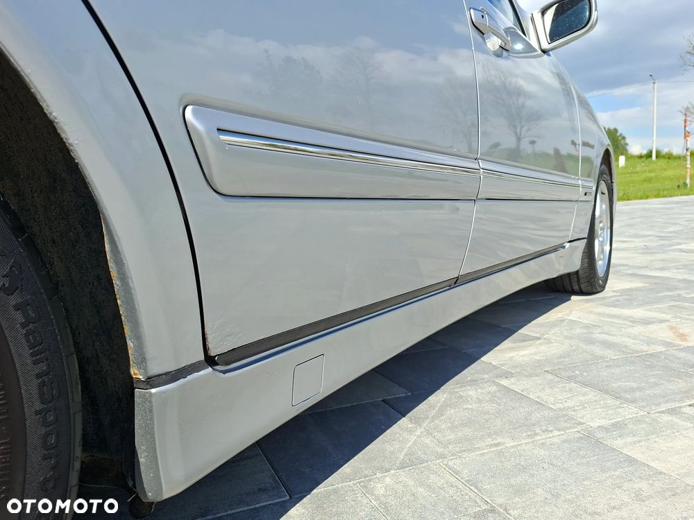Mercedes-Benz Klasa E 220 T CDI Avantgarde - 11