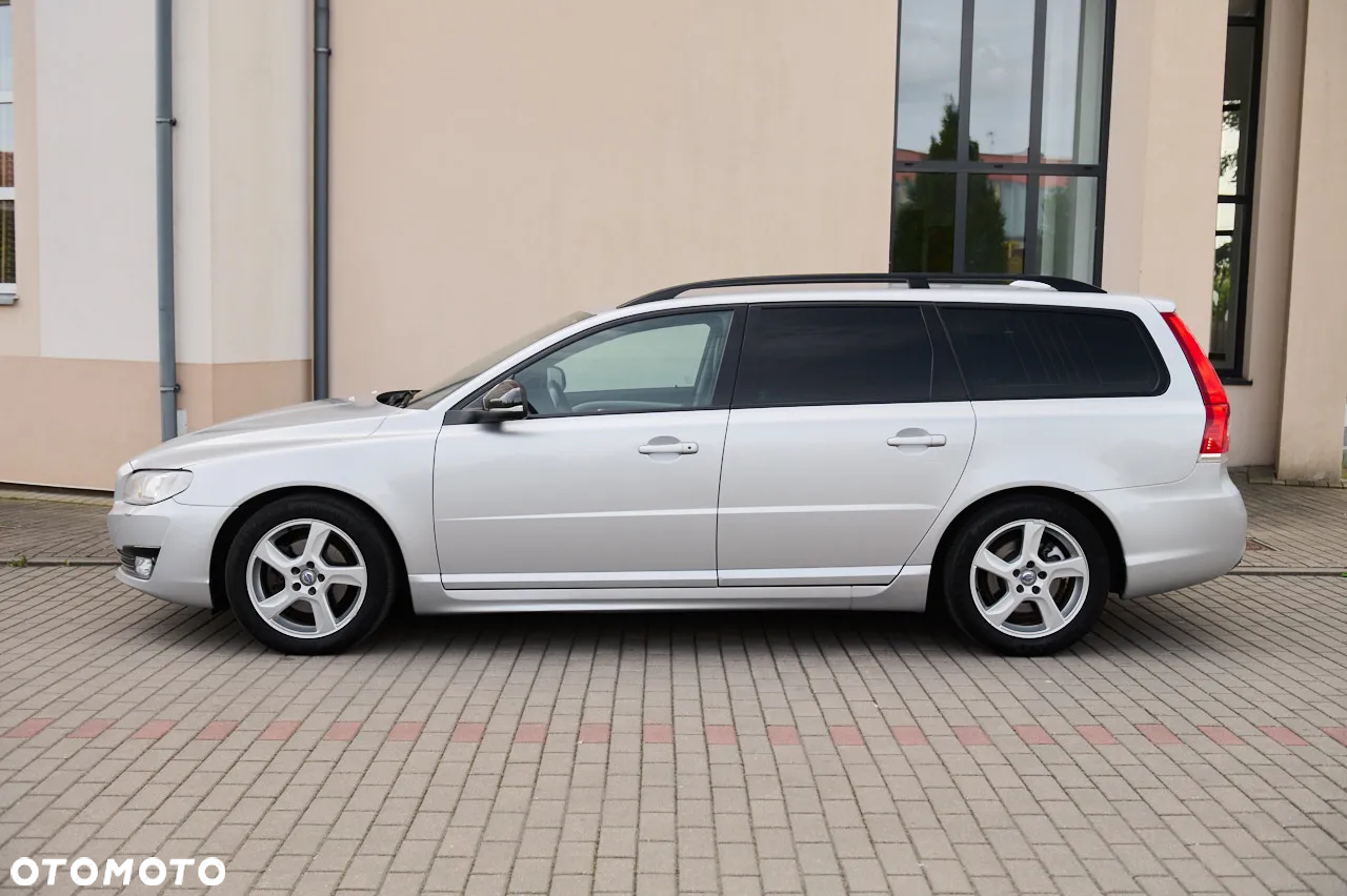 Volvo V70 D4 Black Edition - 5