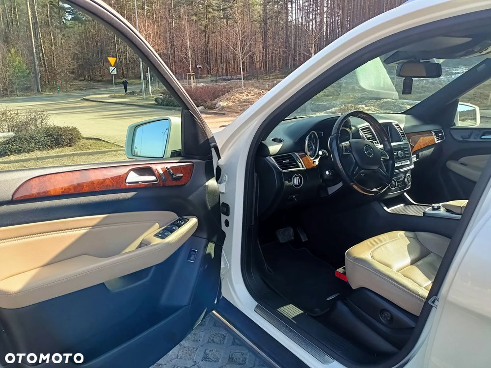 Mercedes-Benz ML 350 BlueTEC 4-Matic - 7