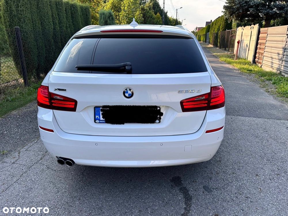 BMW Seria 5 520d xDrive - 5