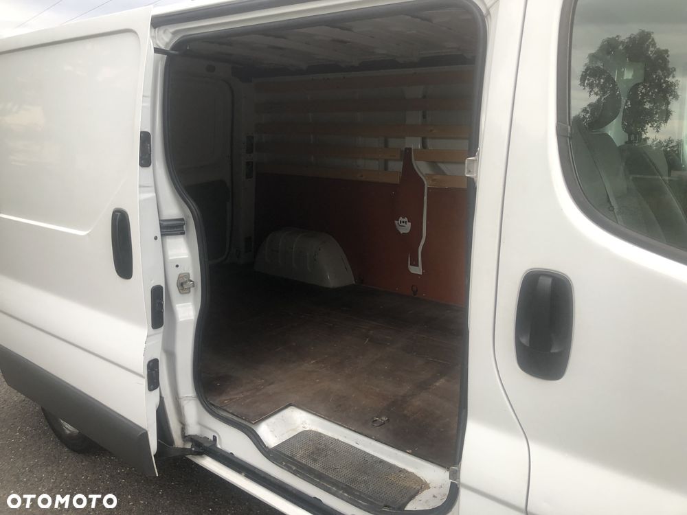 Opel VIVARO - 8