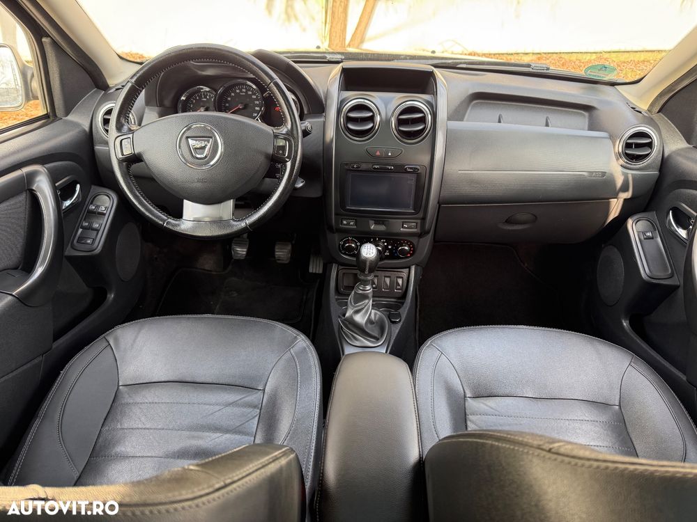 Dacia Duster TCe 125 4x2 Blackshadow - 27