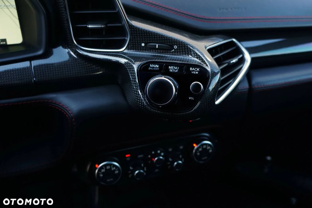 Ferrari 458 Italia Standard - 19