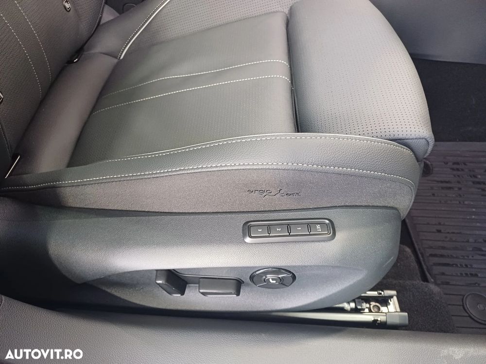 Skoda Superb 2.0 TSI 265 CP 4x4 DSG Sportline - 30