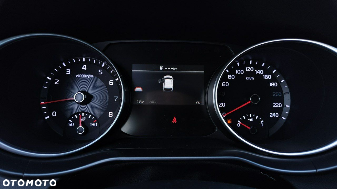Kia Ceed - 16
