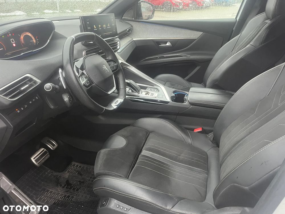 Peugeot 5008 1.6 PureTech GT S&S EAT8 - 8