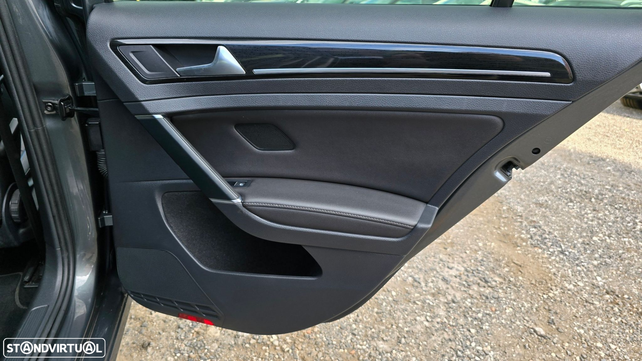 VW Golf Variant 1.6 TDi Highline DSG - 53