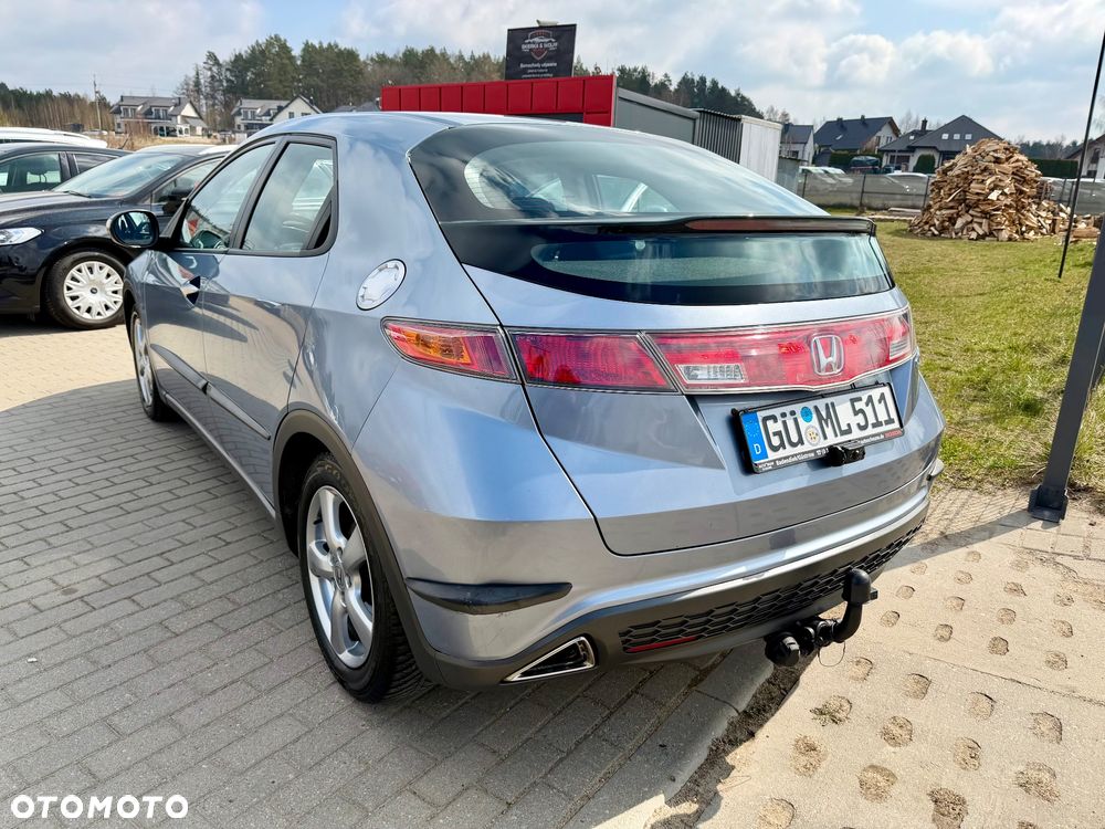 Honda Civic 1.8i-VTEC Executive - 3