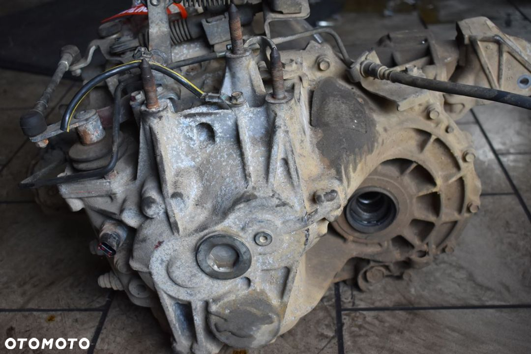 Mitsubishi Outlander III 2.2 DID Skrzynia biegów 4N14 - 8