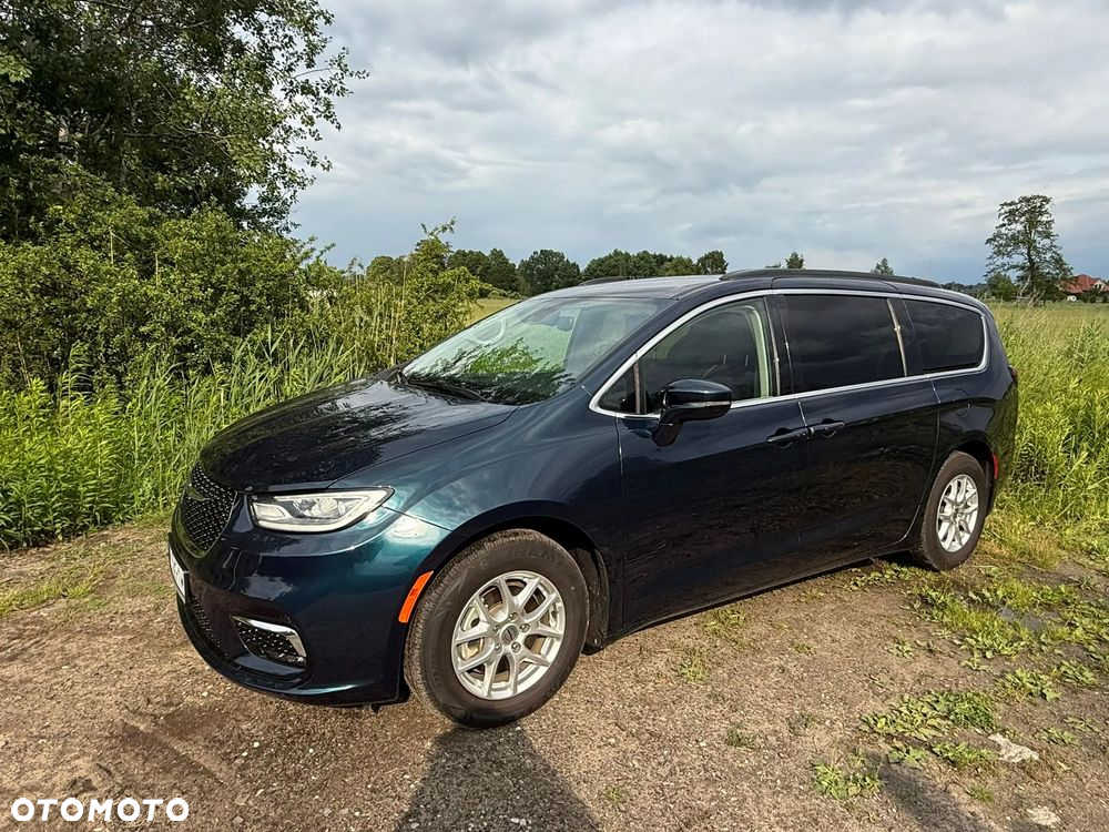 Chrysler Pacifica - 15