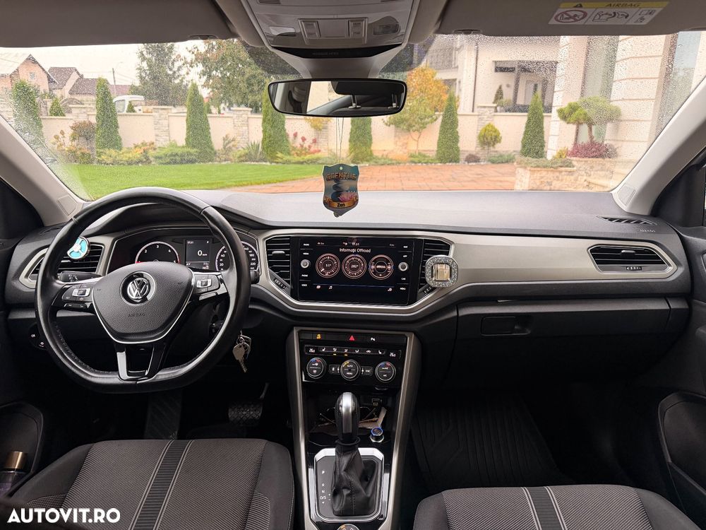 Volkswagen T-Roc - 5