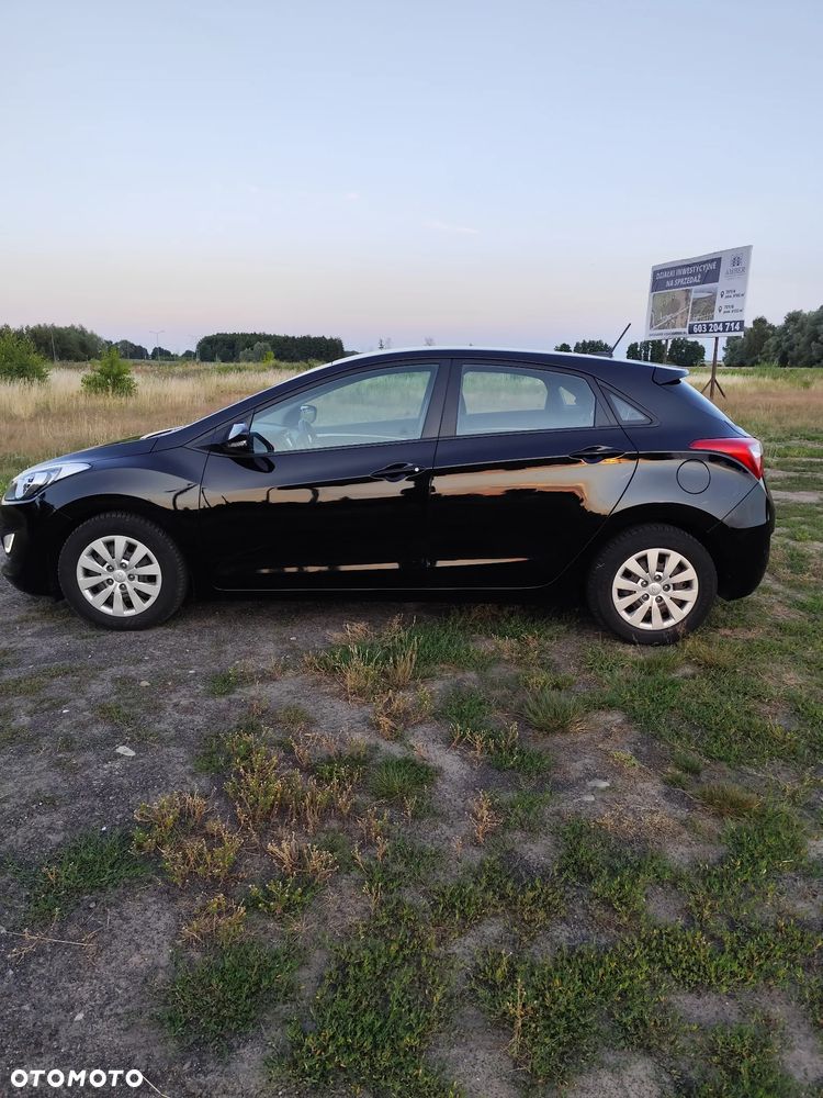 Hyundai i30 blue 1.4 Classic Navigation - 8