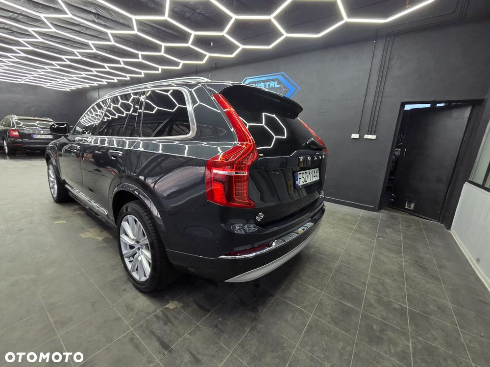 Volvo XC 90 - 4