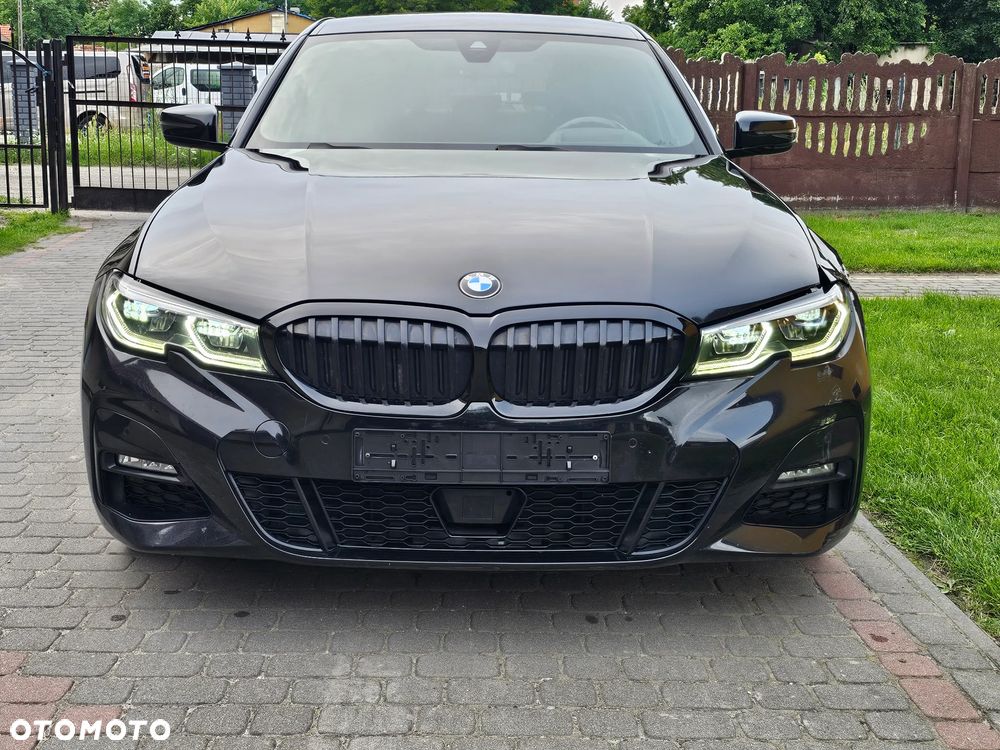 BMW Seria 3 330e M Sport - 2