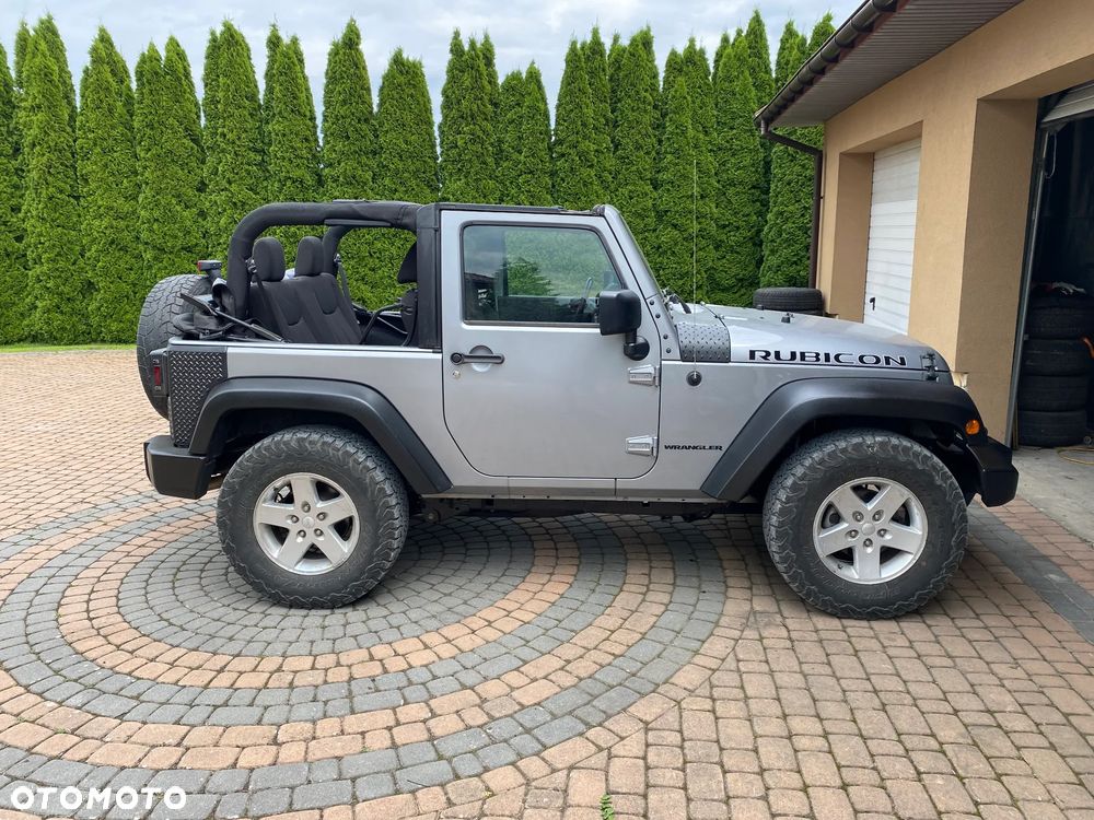 Jeep Wrangler - 2