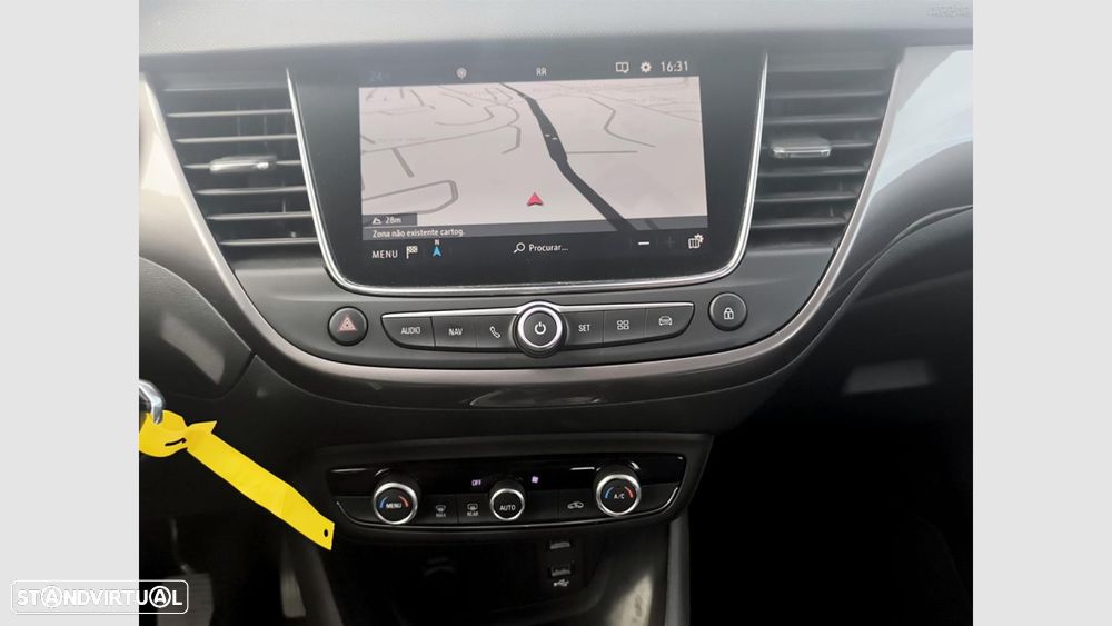 Opel Crossland X 1.2 T Innovation - 20