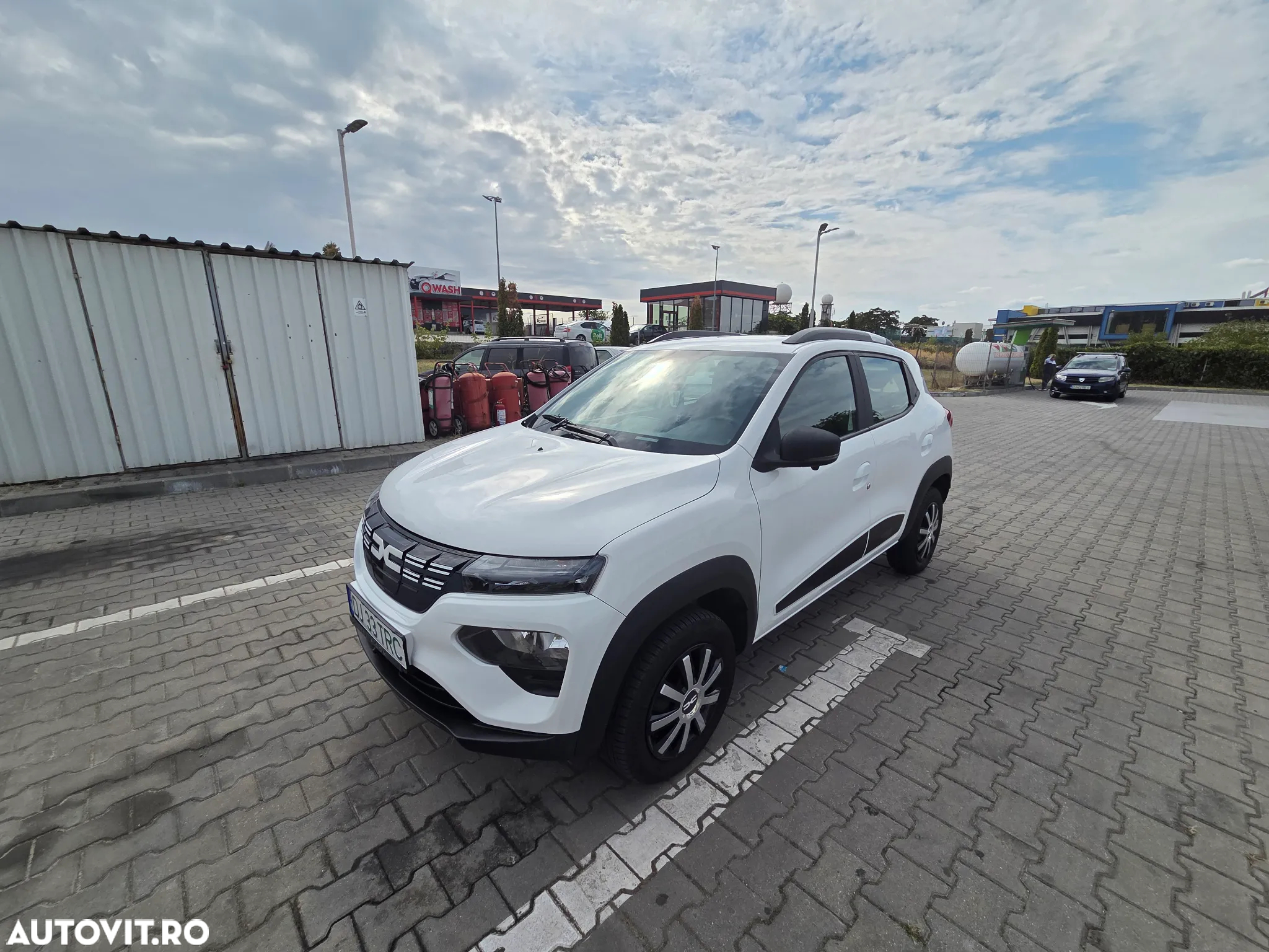 Dacia Spring 26.8 kWh Essential - 2