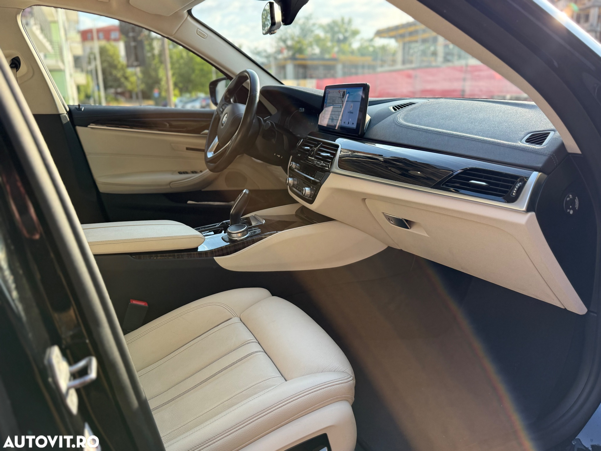 BMW Seria 5 530d xDrive AT MHEV - 6