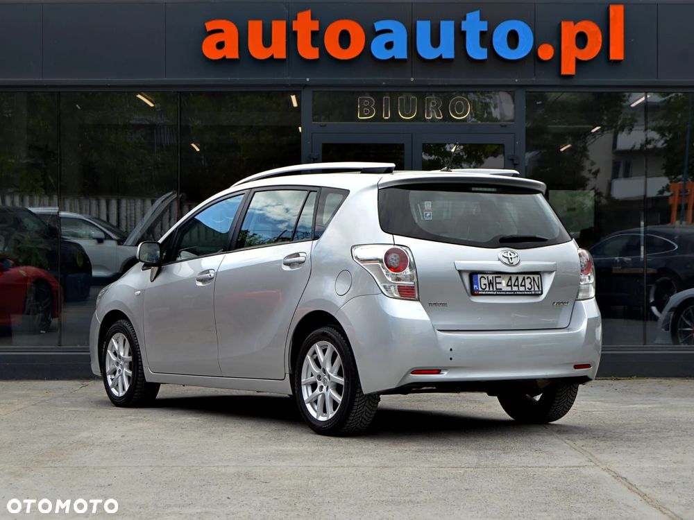 Toyota Verso - 4