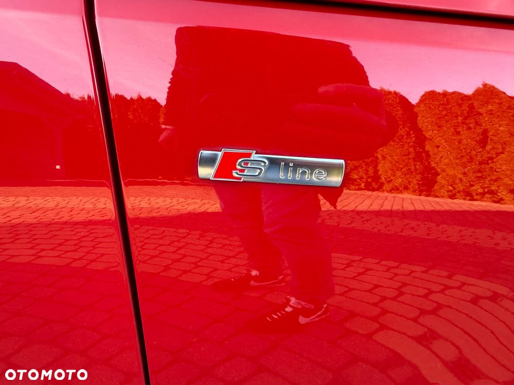 Audi A4 Avant 45 TDI quattro tiptronic S line - 38