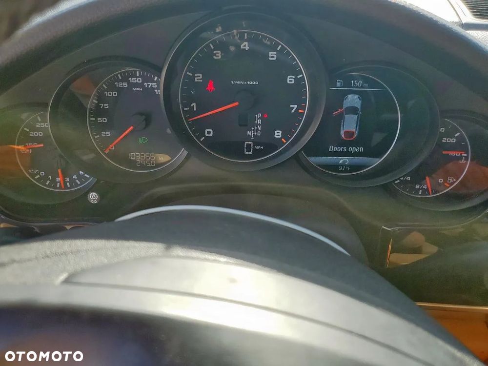 Porsche Panamera - 9