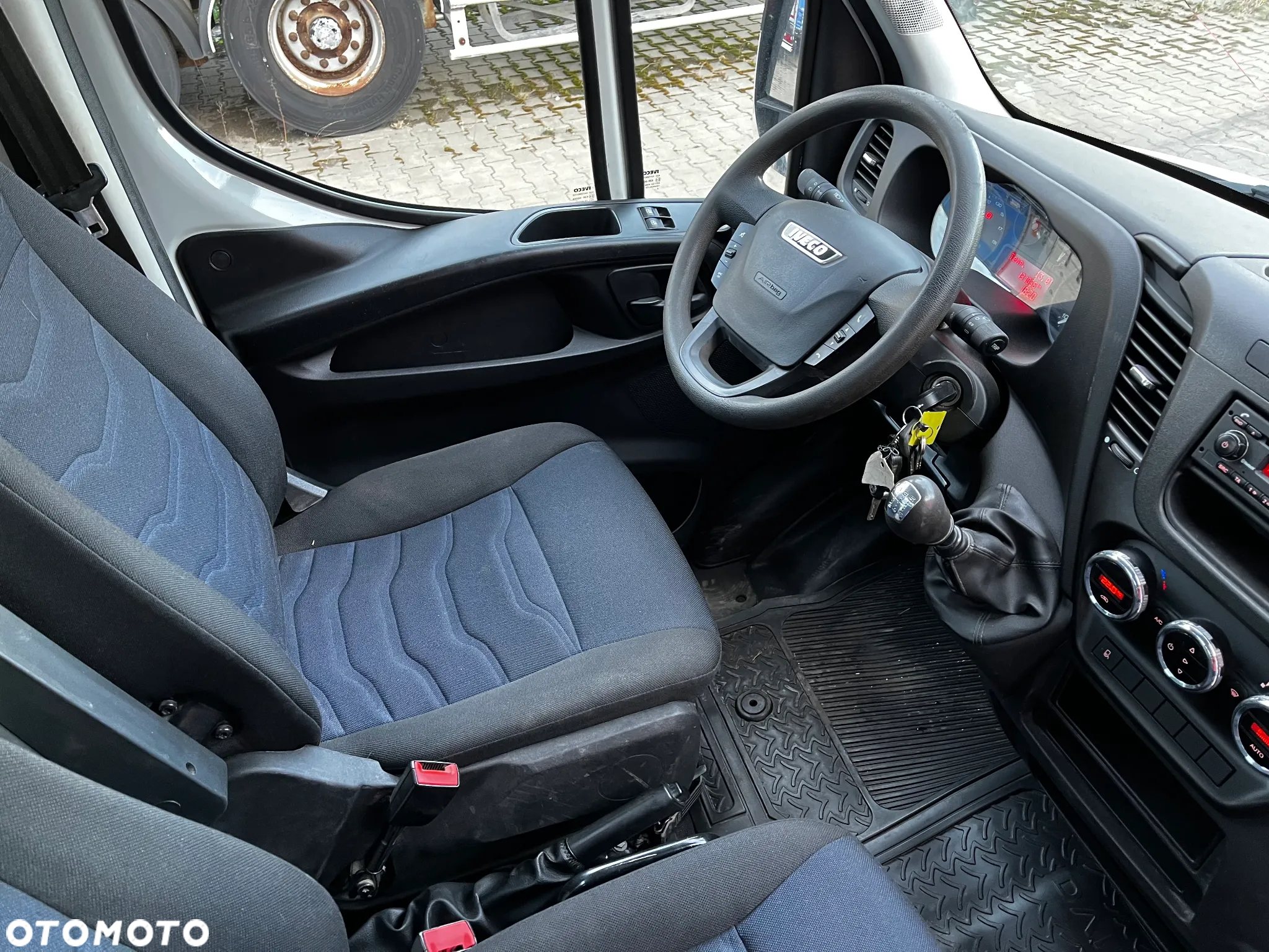 Iveco Daily 35-140 - 17