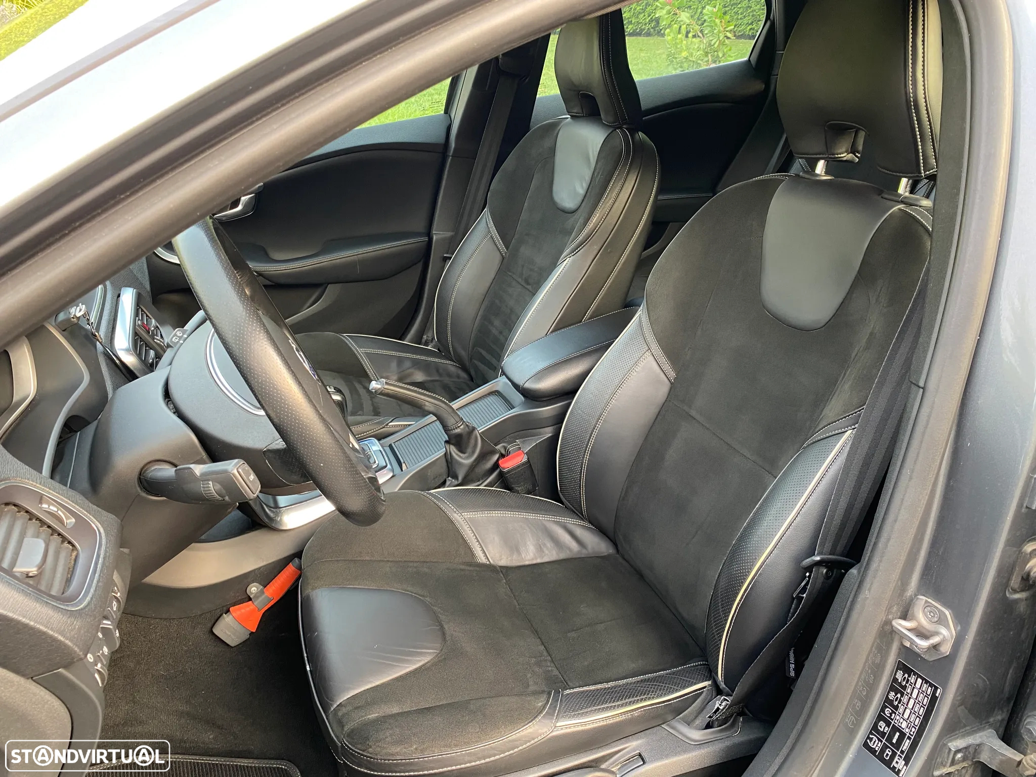 Volvo V40 - 20