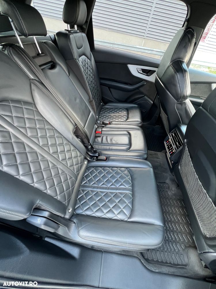 Audi Q7 - 17