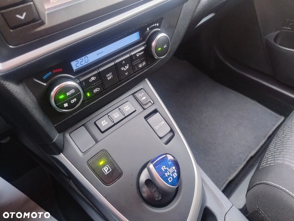 Toyota Auris - 34
