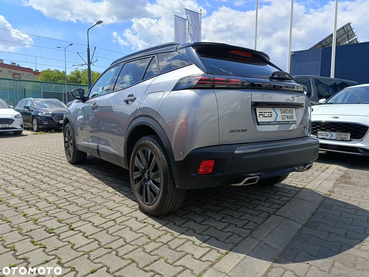 Peugeot 2008 1.2 PureTech GT S&S EAT8 - 4