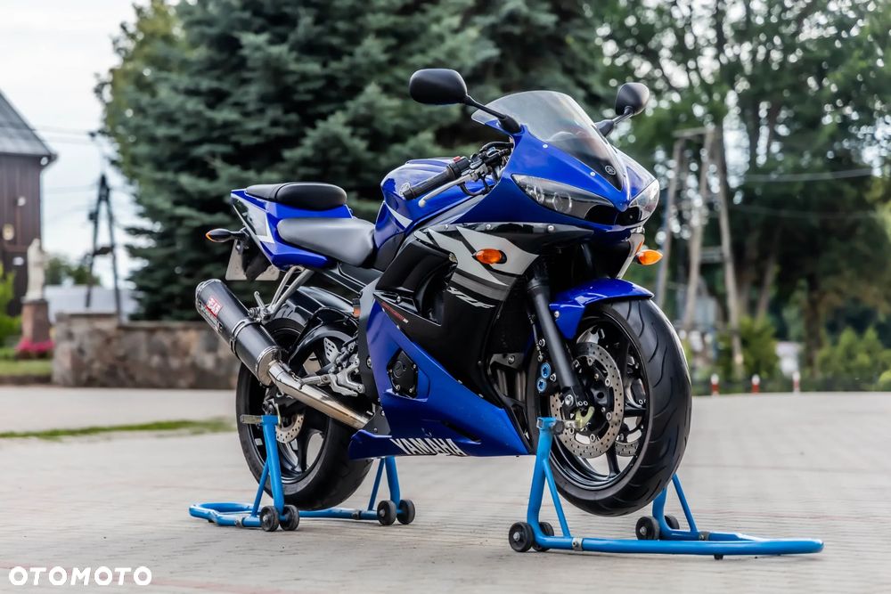 Yamaha R6 - 10