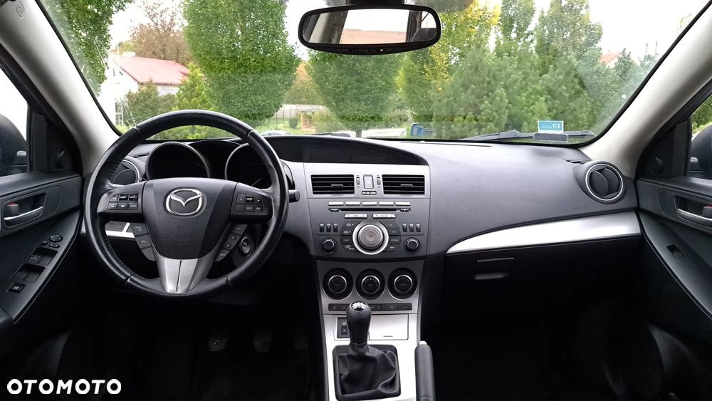 Mazda 3 1.6 Exclusive + - 10