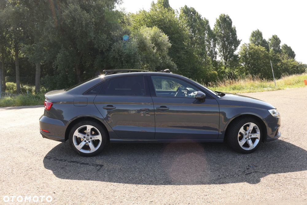 Audi A3 Limousine 40 TFSI Quattro S tronic - 8
