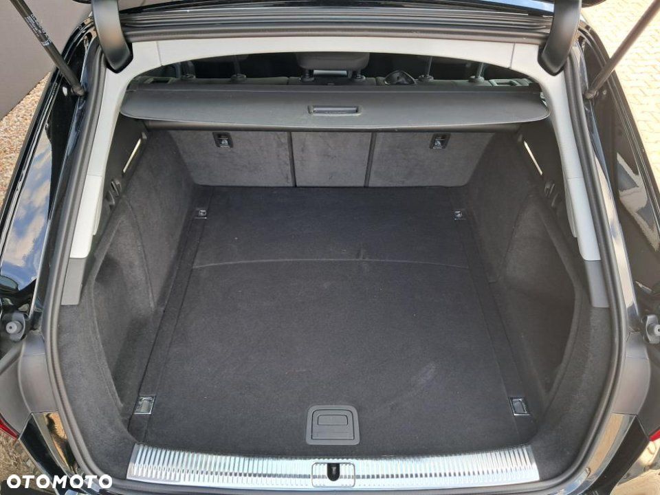Audi A4 Avant - 32