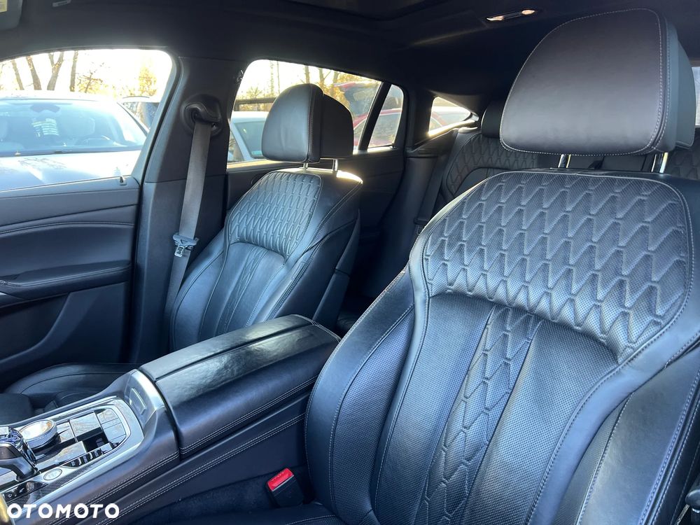BMW X6 M50d - 17