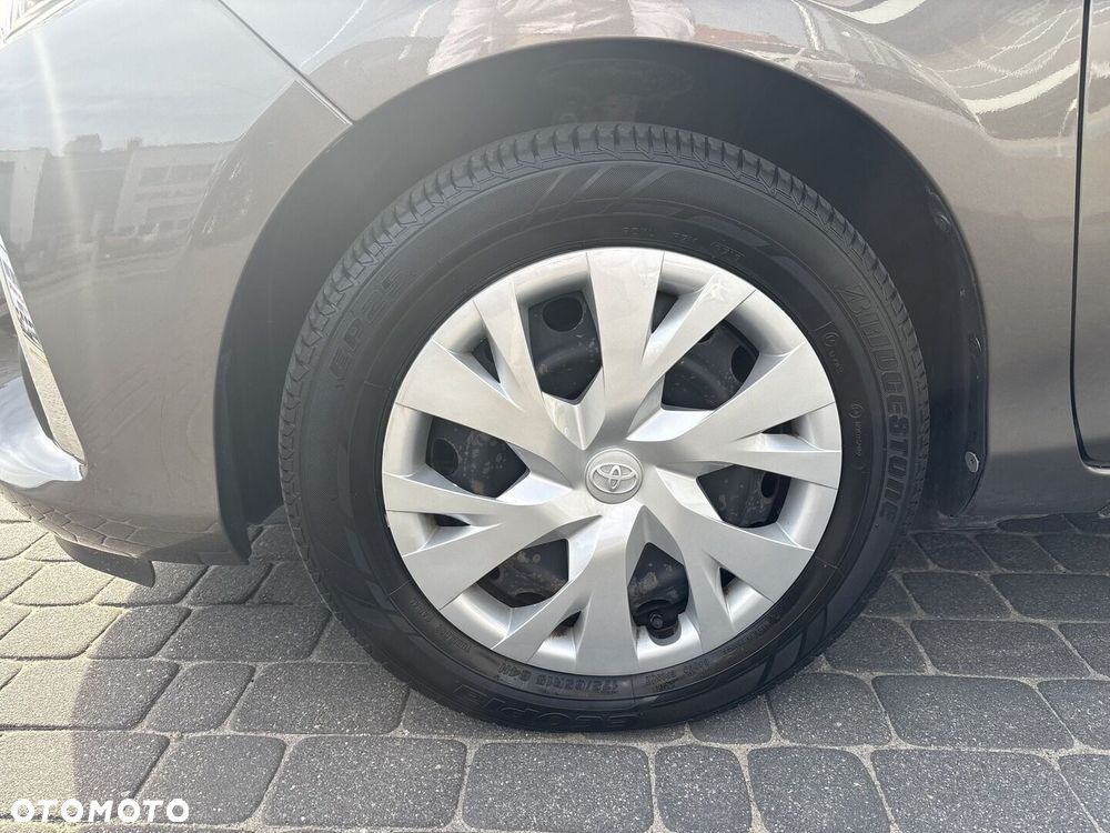 Toyota Yaris 1.5 Premium - 10
