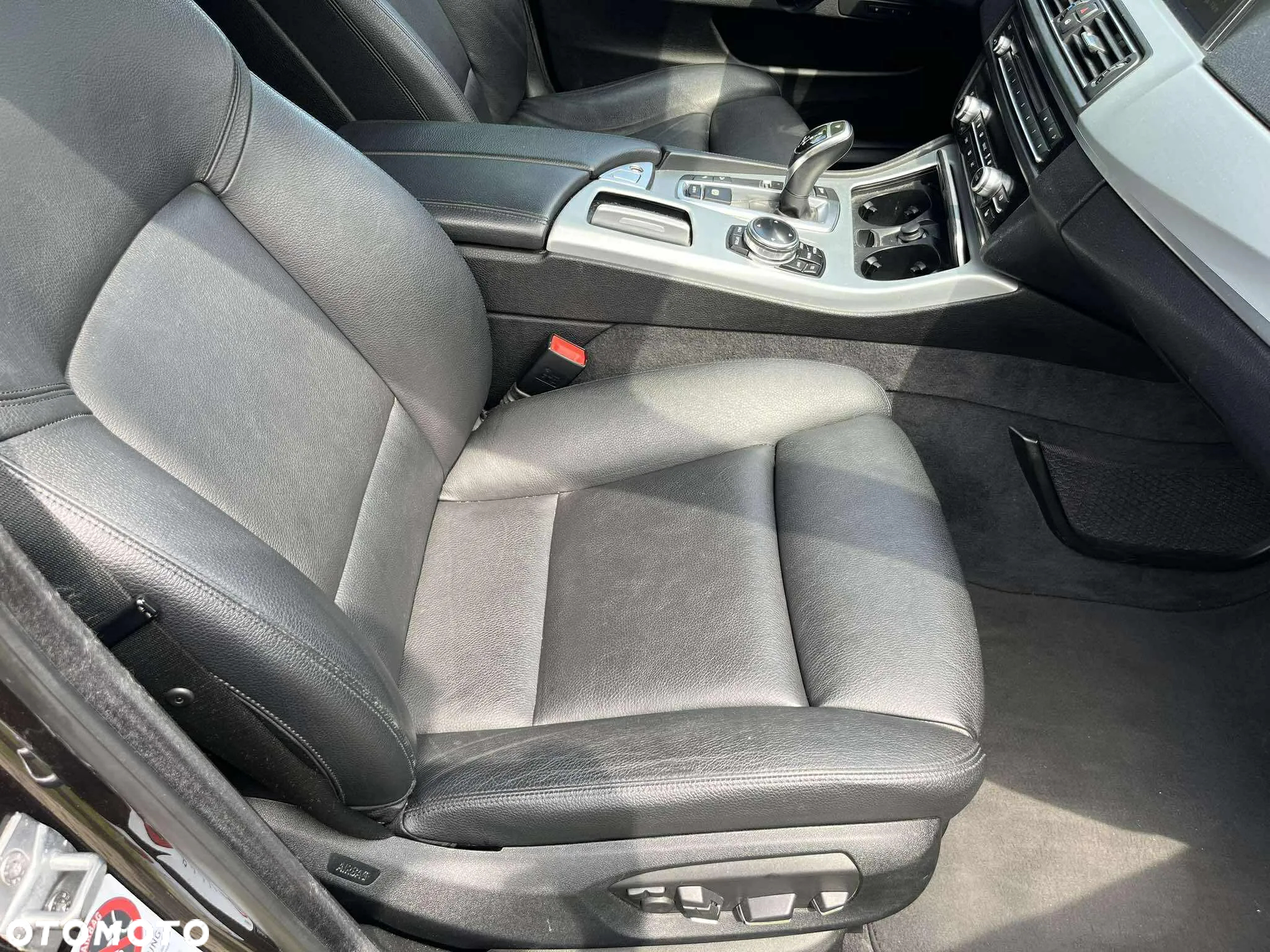 BMW Seria 5 528i xDrive Touring Sport-Aut - 18