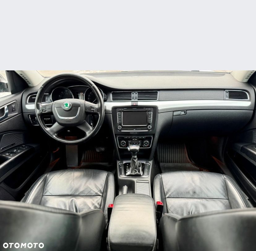 Skoda Superb 1.8 TSI Elegance DSG - 6