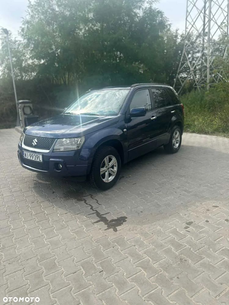 Suzuki Grand Vitara 2.0 - 14