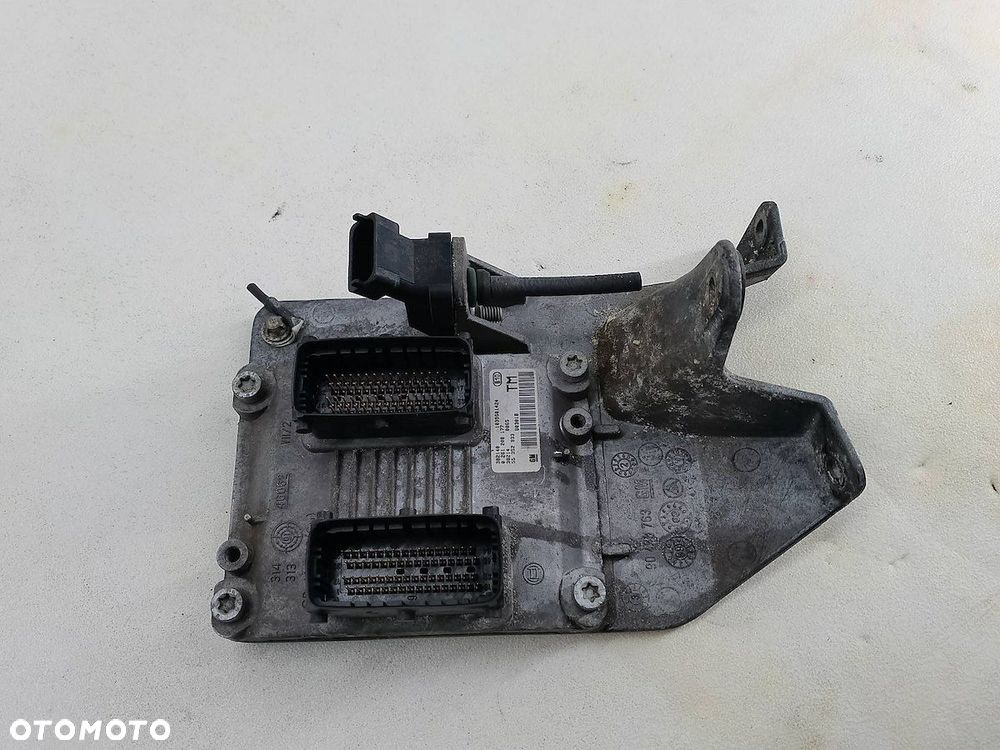 KOMPUTER, STEROWNIK OPEL ZAFIRA A 55352933 0261208177 2.0 16V - 1